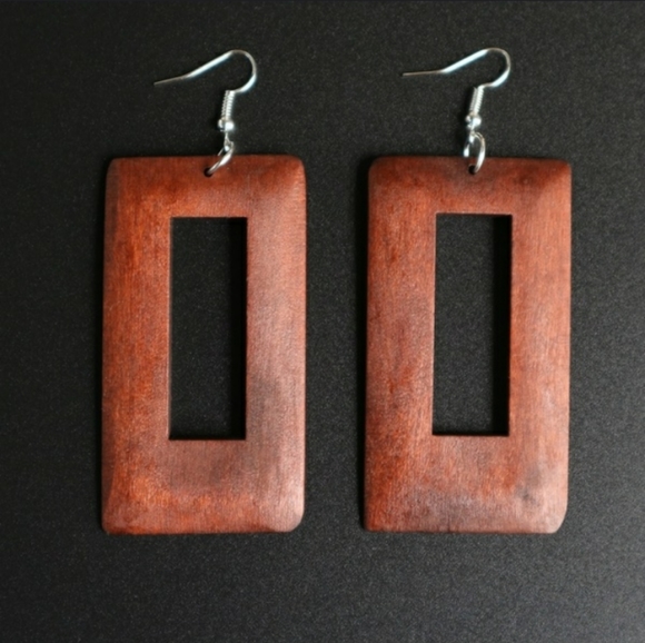 Retro Wooden Earrings - Picture 3 of 3
